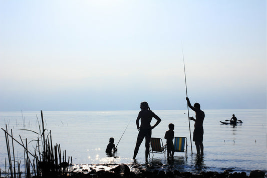 Les Essentiels pour un Voyage de Pêche en Camping